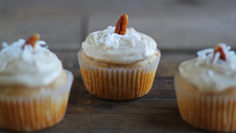 Hummingbird Cupcakes for two