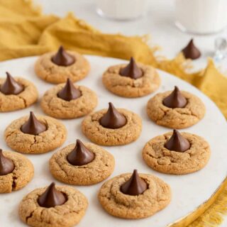 peanut-butter-blossom-cookies