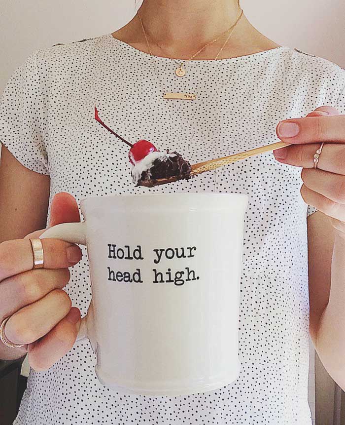Easy-Chocolate Mug Cakes | @dessertfortwo