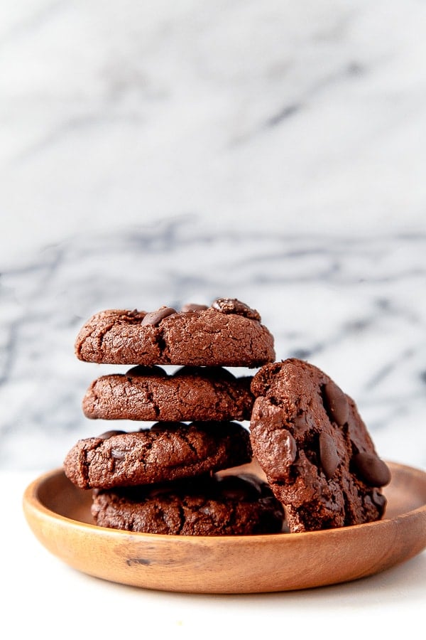 Gluten free chocolate cookies with almond meal