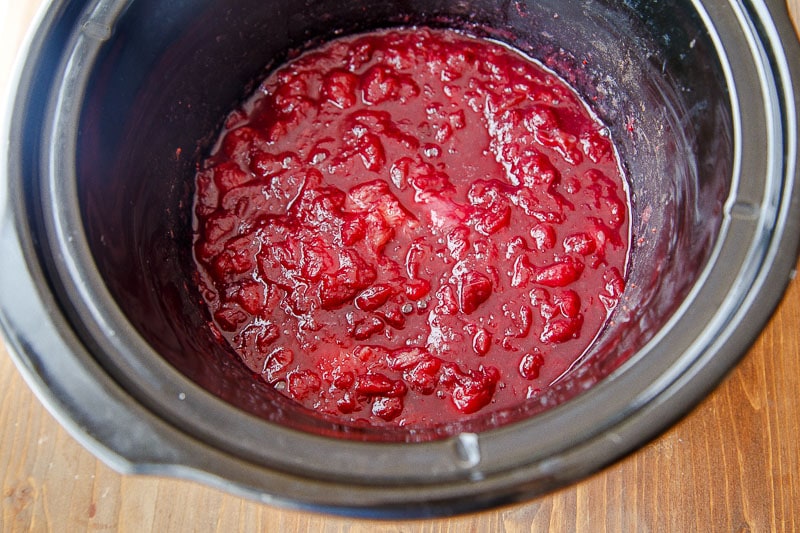 Cranberry sauce recipe with orange