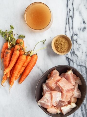 Homemade baby food: chicken puree with carrots