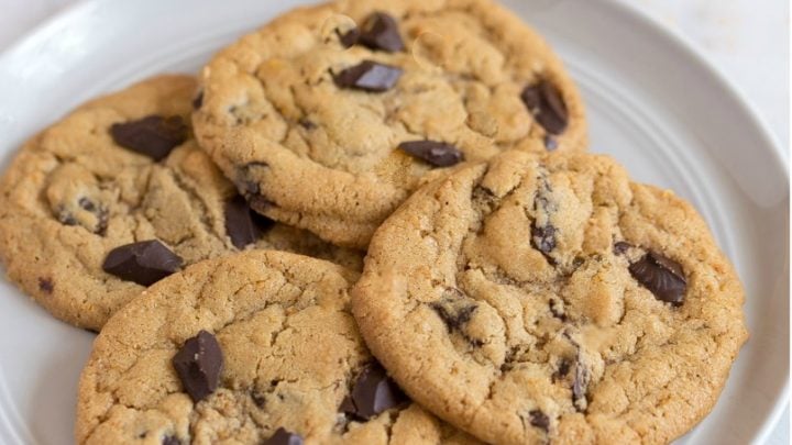 Small batch chocolate chip cookies recipe. This recipe makes less than 1 dozen cookies