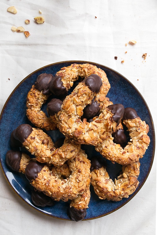 almond-horns-cookies-recipe-3