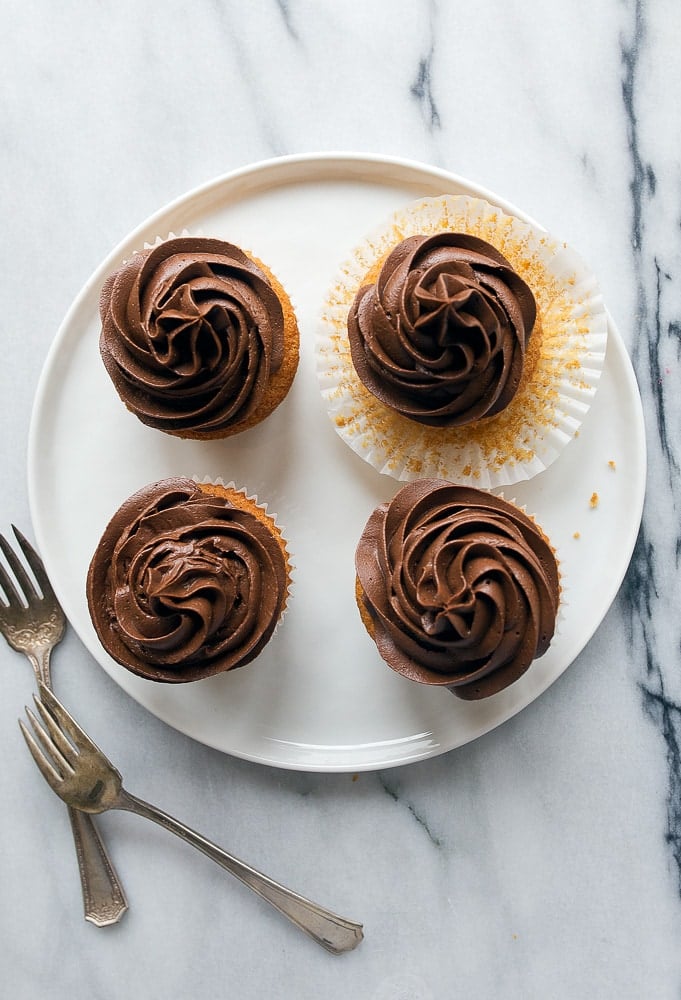 Small batch cupcakes: vanilla cupcakes with chocolate frosting