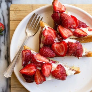 Cheesecake Toast recipe with Strawberries