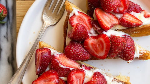 Cheesecake Toast recipe with Strawberries