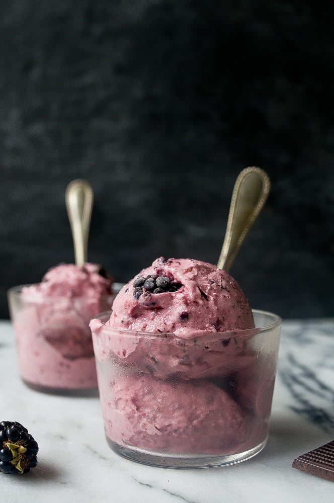 Blackberry Ice Cream: no churn, no condensed milk