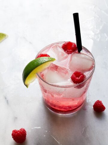 Fresh Raspberry Limeade with vodka