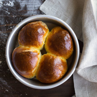 small-batch-dinner-rolls-for-two