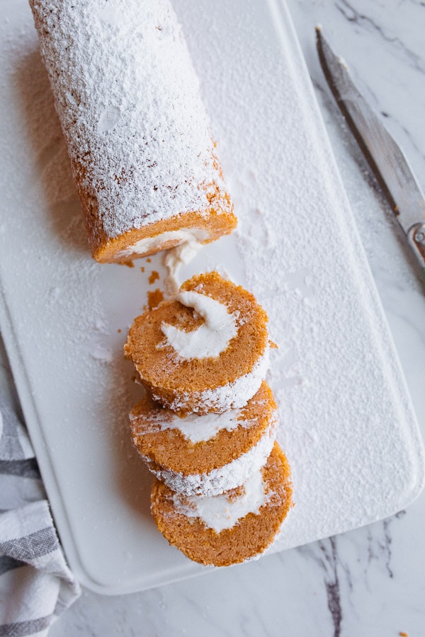 pumpkin-cake-roll