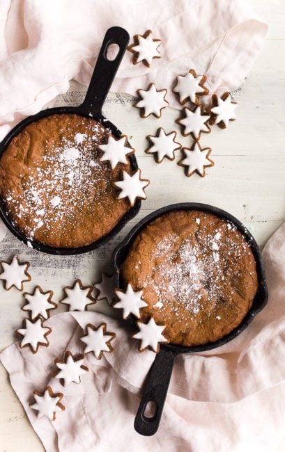 Cast-Iron-Skillet-Gingerbread-Cookie
