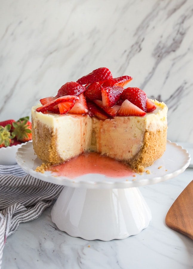 https://www.dessertfortwo.com/wp-content/uploads/2019/04/instant-pot-cheesecake-11.jpg