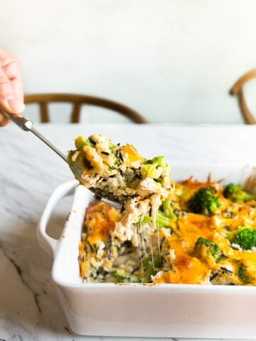broccoli rice casserole with chicken and cheese